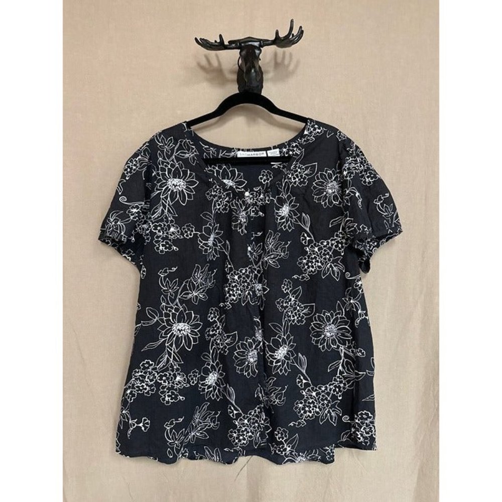 SagHarbor Women's Plus Size (2XL) Black/White Blouse